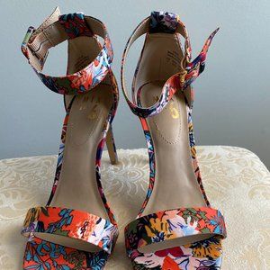 Mix No. 6 Sandals NWOT